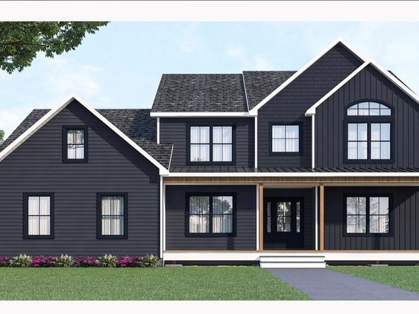 30 Pleasant Lot #4 Avenue, Centereach NY 11720