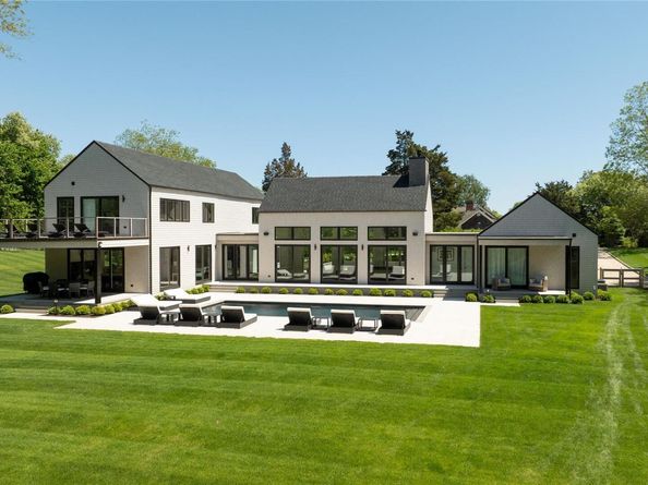 100 S Ferry Road, Shelter Island NY 11964