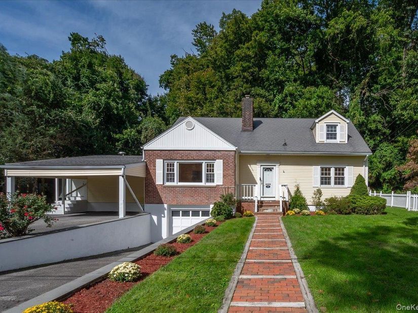 32 Dogwood Drive, Scarsdale NY 10583