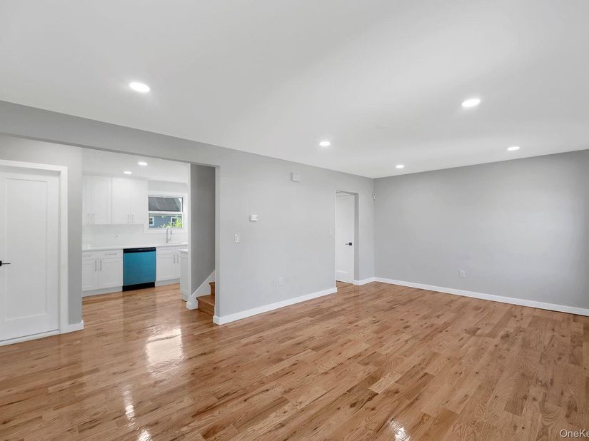 870 Southern Parkway, Uniondale NY 11553