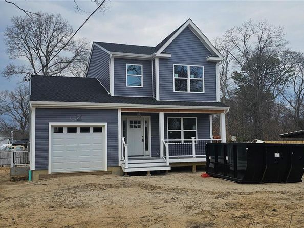 89 Wood Avenue, Mastic NY 11950
