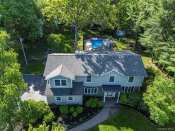 4 Crabapple Court