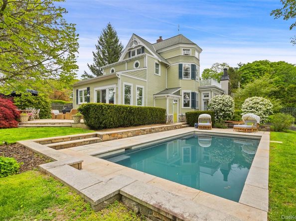42 Mountain Avenue, Mount Kisco NY 10549