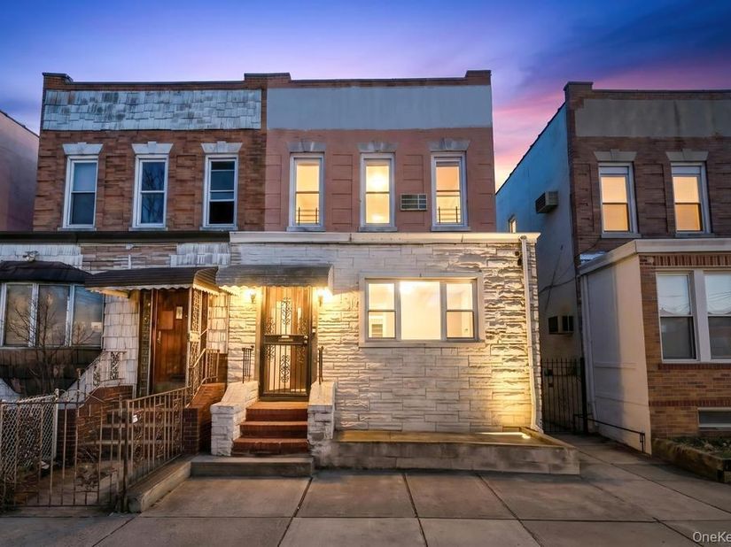 6144 Eliot Avenue, Middle Village NY 11379