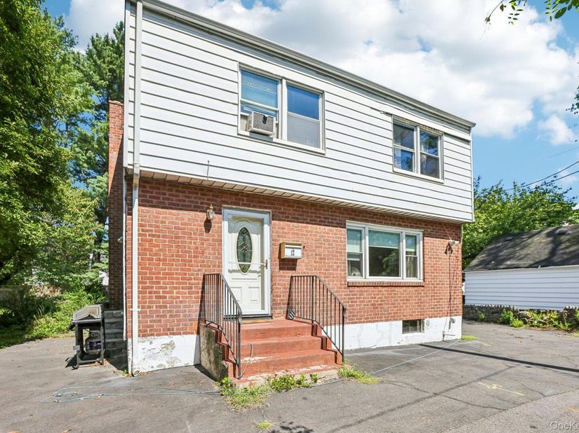 12 Bryn Mawr Parkway, Bronxville NY 10708