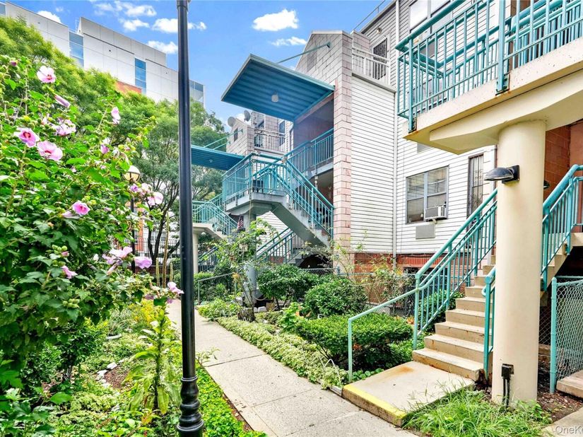 529 E 156th Street 68D, Bronx NY 10455