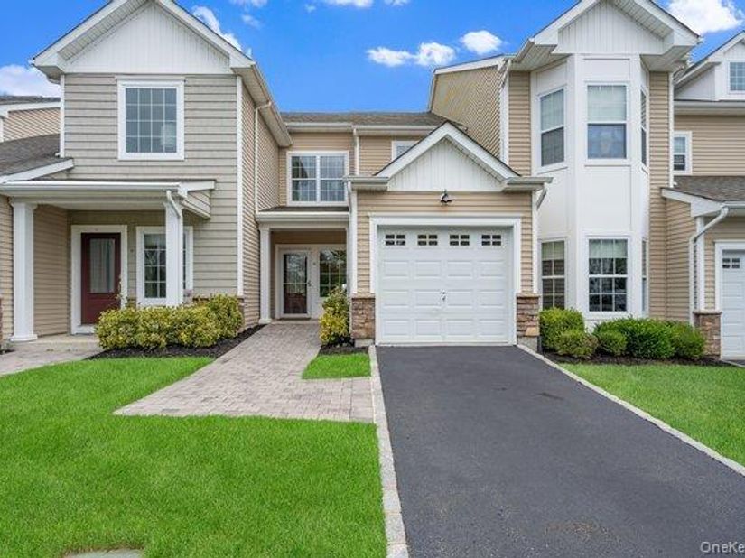 11 Halley Drive, Blue Point NY 11772