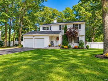 40 Golf Club Circle