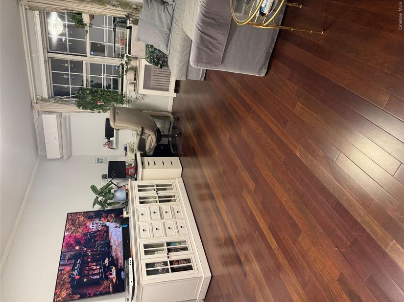 13523 78th ave 10B, Kew Garden Hills NY 11367
