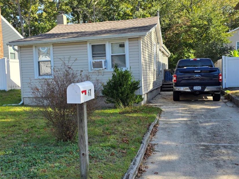 67 Hamilton Street, Patchogue NY 11772