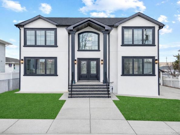 115 Marguerite Avenue, Elmont NY 11003