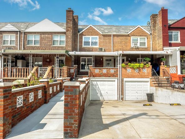58-40 80th Street, Middle Village NY 11379