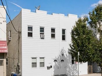 172-21 Baisley Blvd