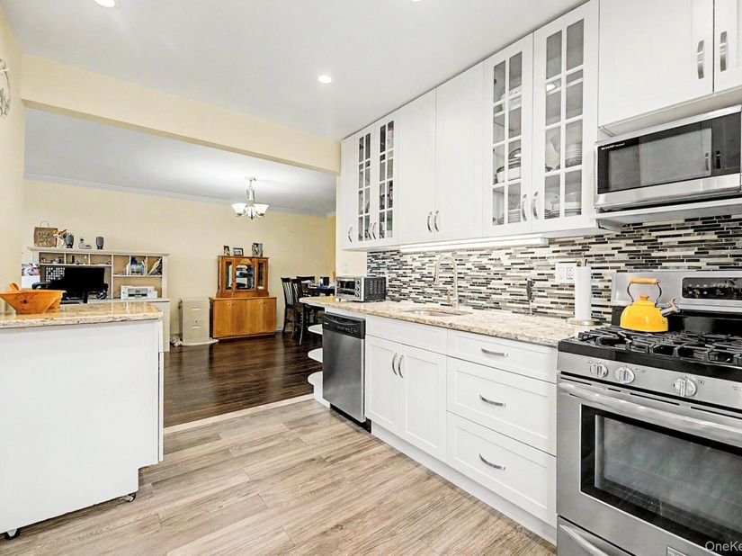 1300 Midland Avenue C73, Yonkers NY 10704