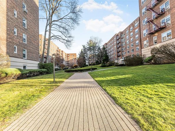 1300 Midland Avenue C73, Yonkers NY 10704