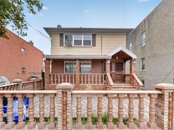 568 Autumn Avenue