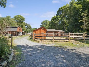 14 Loft Road