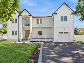 204 Old Country Road