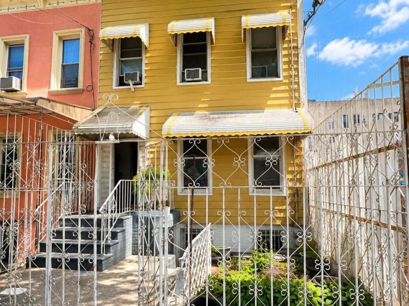 545 Logan Street, Brooklyn NY 11208
