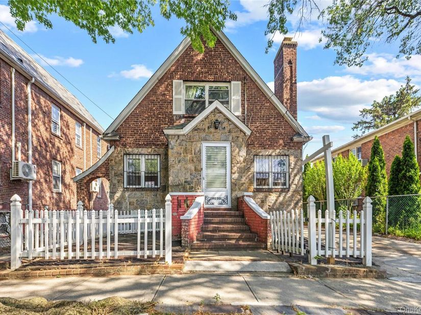 140-50 Quince Avenue, Flushing NY 11355