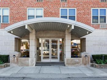 410 E Broadway