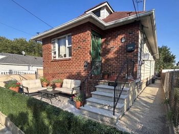 3058 Barkley Avenue