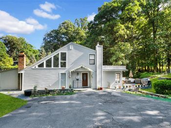 435 Birdsall Drive