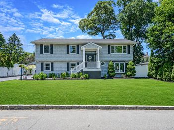 146 Rose Drive