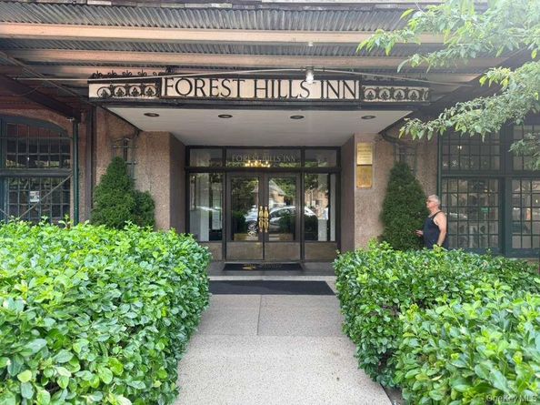 1 Station Square 411, Forest Hills NY 11375