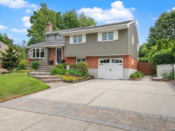 40 Sherman Drive, Syosset NY 11791