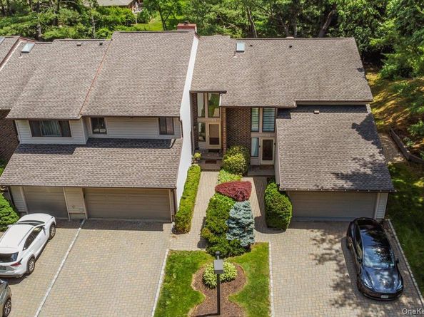 2 Maple Run Drive, Jericho NY 11753