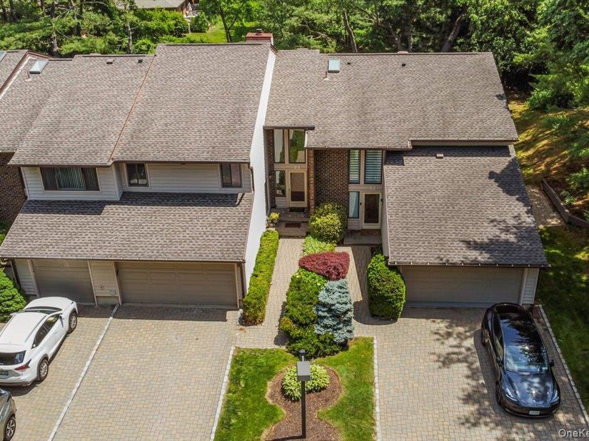 2 Maple Run Drive, Jericho NY 11753