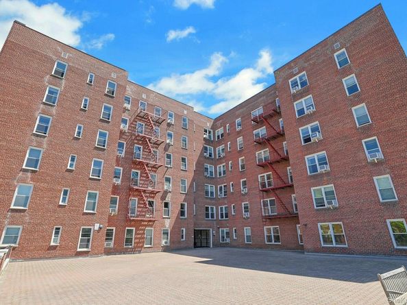 1 Hawley Terrace 2A, Yonkers NY 10701