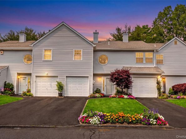 1406 Sara Circle, Port Jefferson Station NY 11776