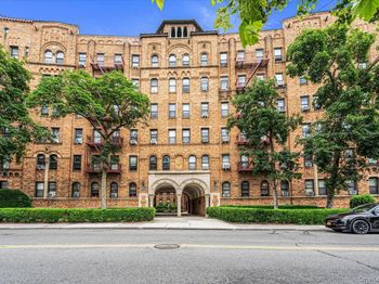 8344 Lefferts Boulevard