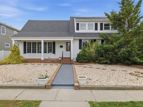 4146 new york Avenue, Island Park NY 11558