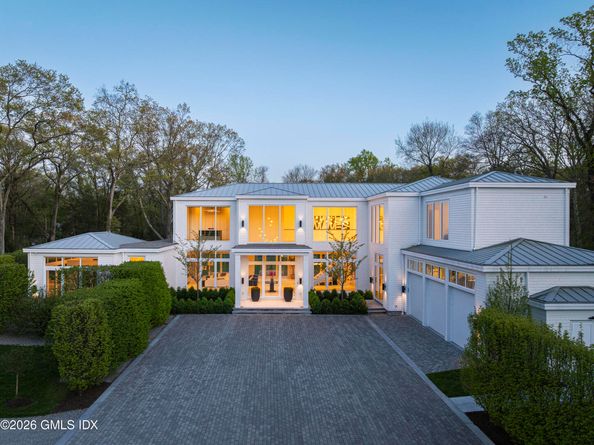 8 Fox Run Lane, Greenwich CT 06831