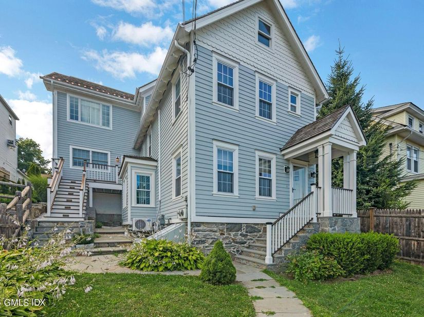 30 Chapel Street, Greenwich CT 06831