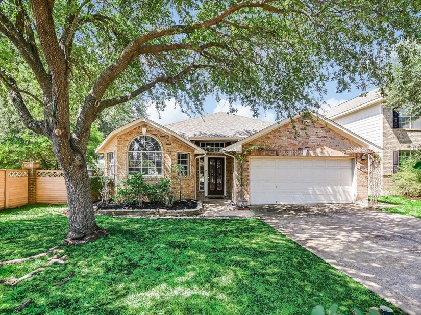 1601 Lynnville TRL, Austin TX 78727