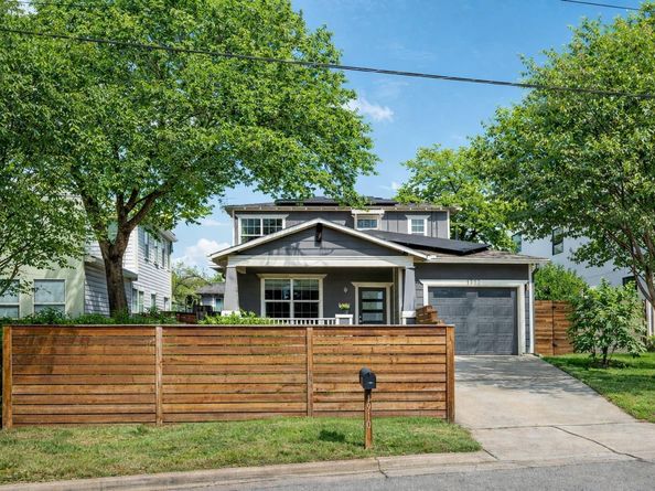 1910 E 10th ST, Austin TX 78702