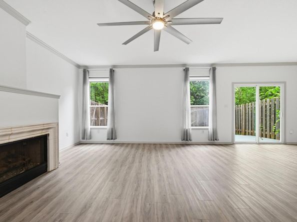 4620 W William Cannon DR 12, Austin TX 78749