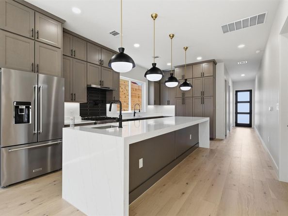 8115 Rockwood LN A, Austin TX 78757