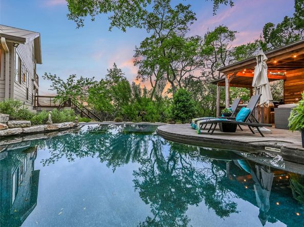 108 Schooner DR, Lakeway TX 78738