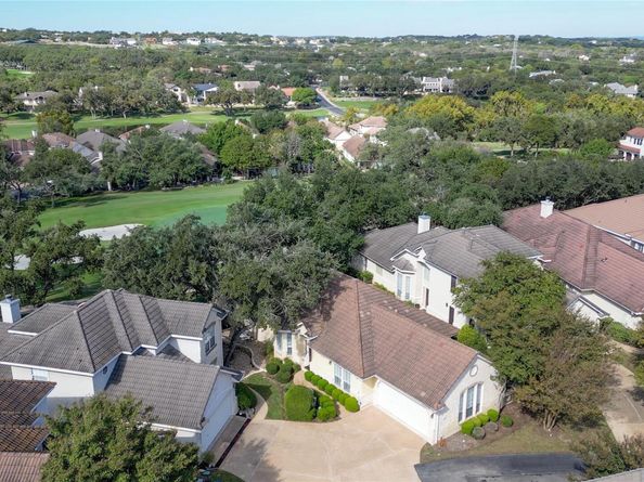 219 The Hills DR 5, The Hills TX 78738