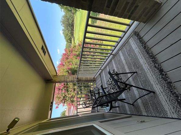 11121 Pinehurst DR D, Austin TX 78747