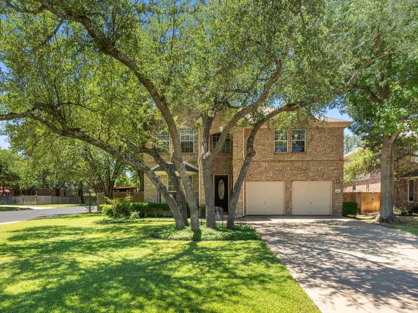 8901 Spearhead CV N, Austin TX 78717