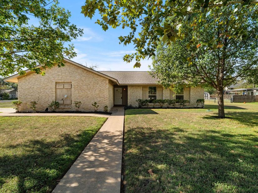 9601 Braeburn GLN, Austin TX 78729