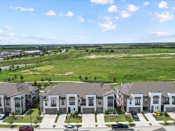 16627 Lake Austin ST, Cypress TX 77433