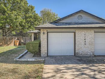 11605 Poplar CV
