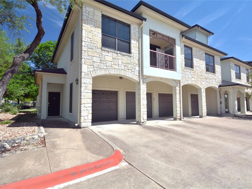 7701 Rialto Blvd 124, Austin TX 78735